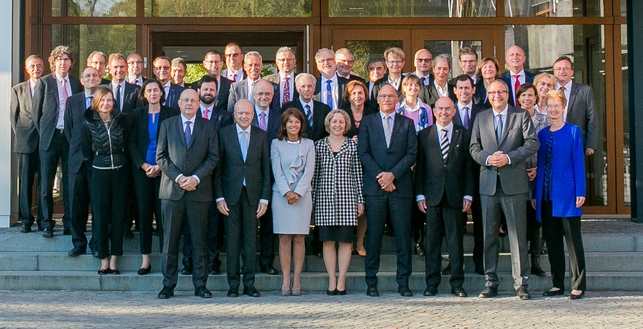 „Sechser-Treffen“ der deutschsprachigen Verfassungsgerichte, des EuGH und des EGMR beim Bundesverfassungsgericht